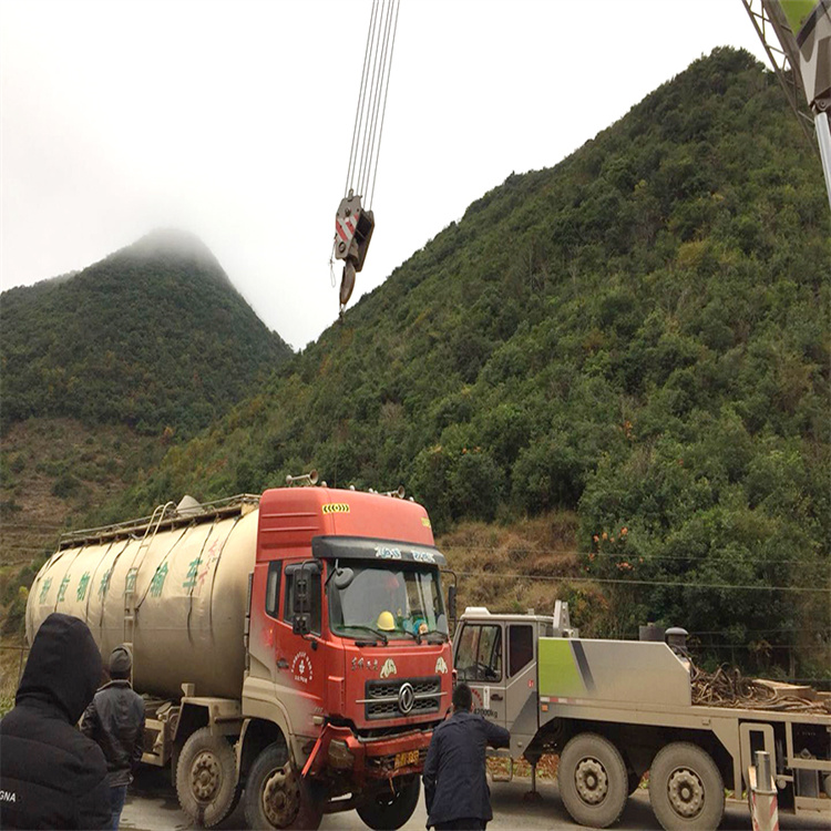 蜀山道路救援大型车辆吊装